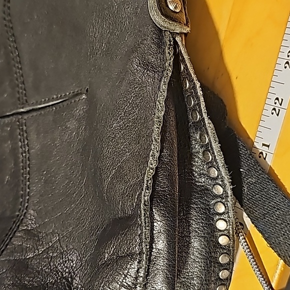 Black crossbody - Picture 9 of 10